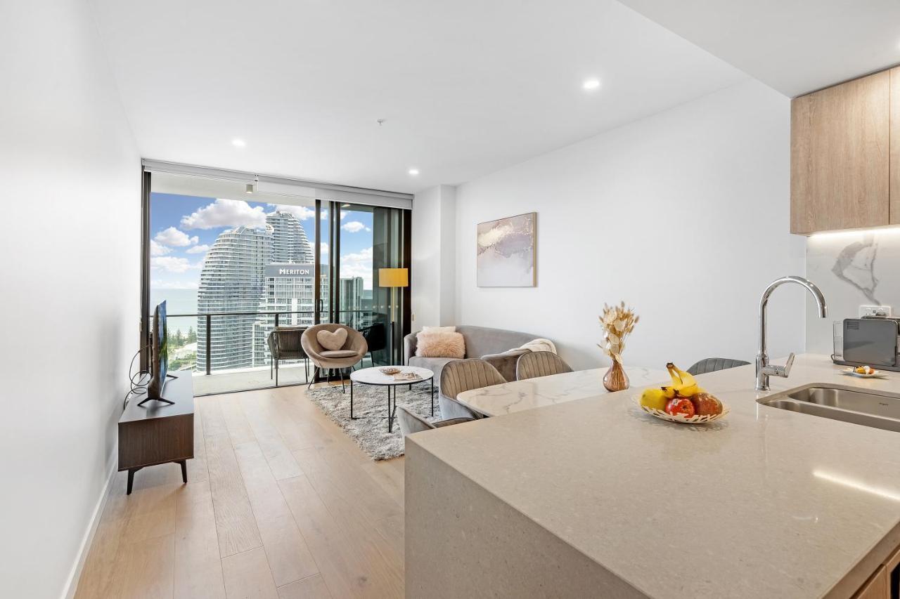 Lamour Ocean View I In Casino Broadbeach - Free Parking-195cm Apartment Gold Coast