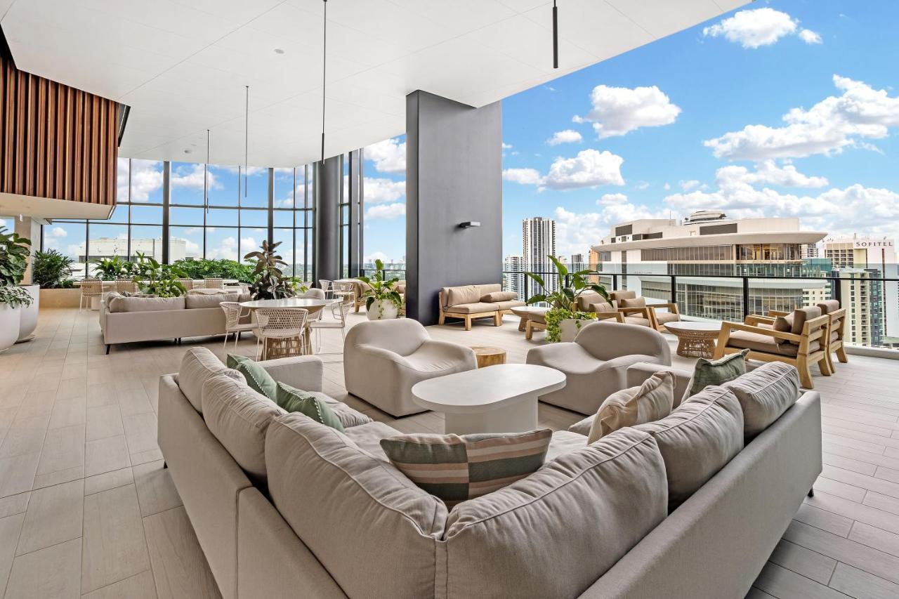 Lamour Ocean View I In Casino Broadbeach - Free Parking-195cm Apartment *