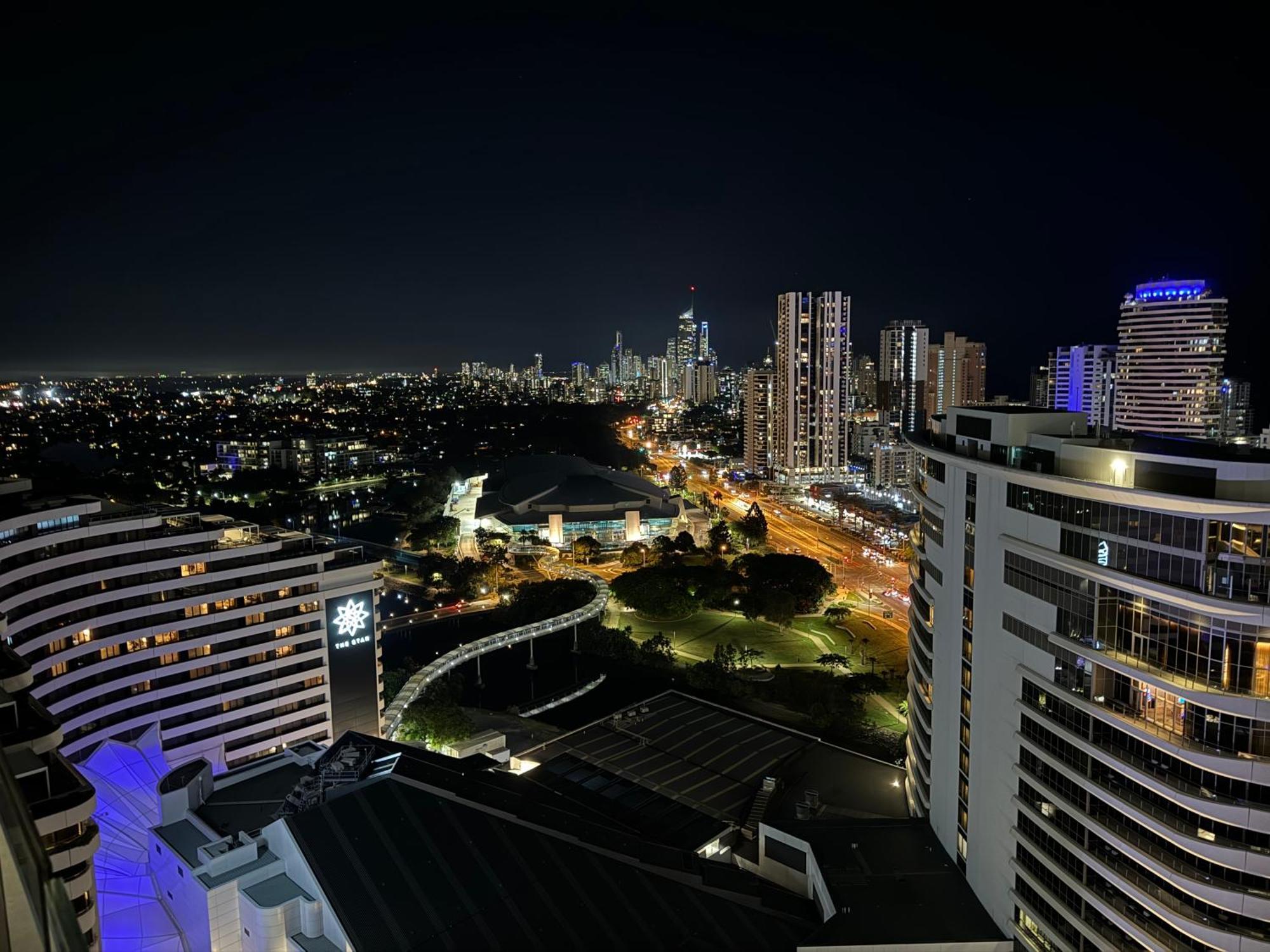 Lamour Ocean View I In Casino Broadbeach - Free Parking-195cm Gold Coast